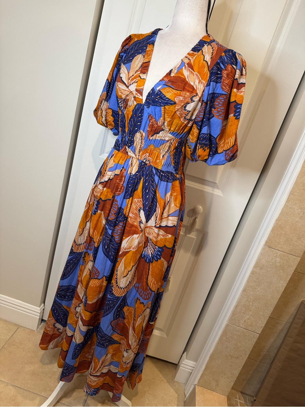 White Closet Elements Linen Blue and Rust Floral Maxi Dress with Puff Sleeves - Picture 3 of 7